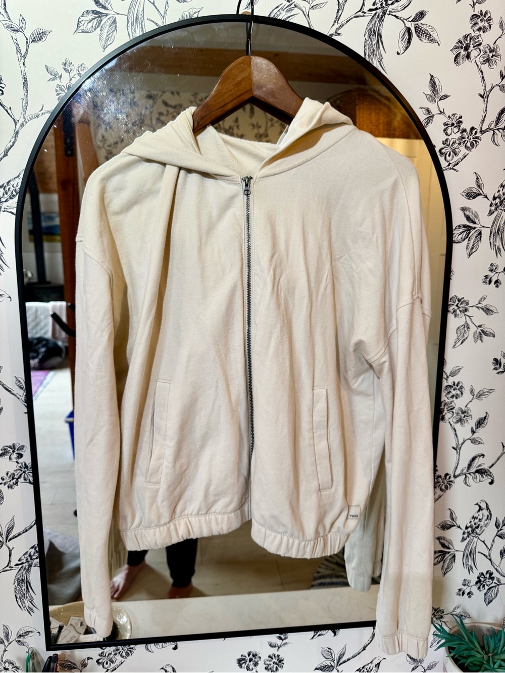 Vuori Laguna Full Zip Hoodie Jacket in Ecru
